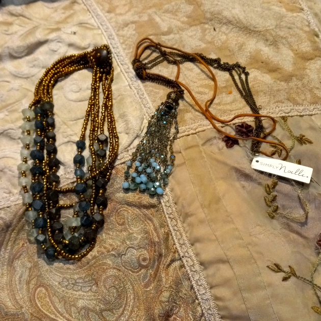 E-1 Jewelry Lot